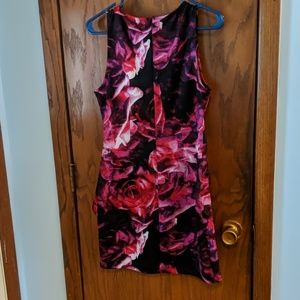 Body Central Dresses - **3/12.00*Floral dress Body Central Dresses - **3/12.00*Floral dress